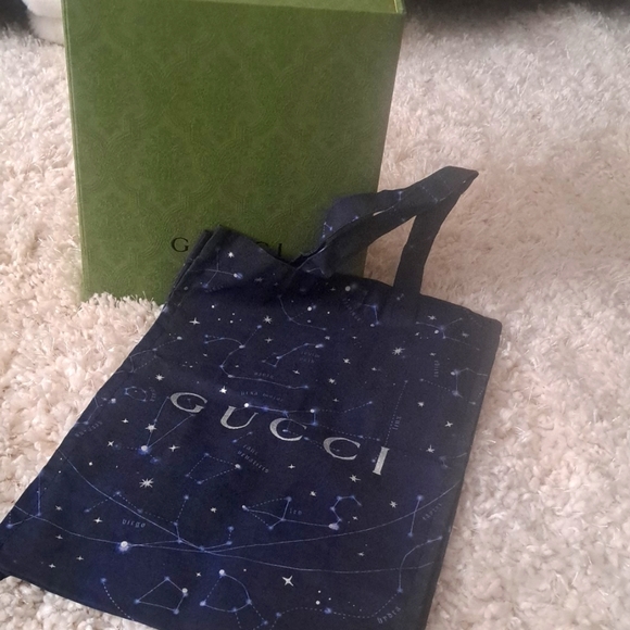 Limited Edition Gucci Tote - Picture 4 of 4